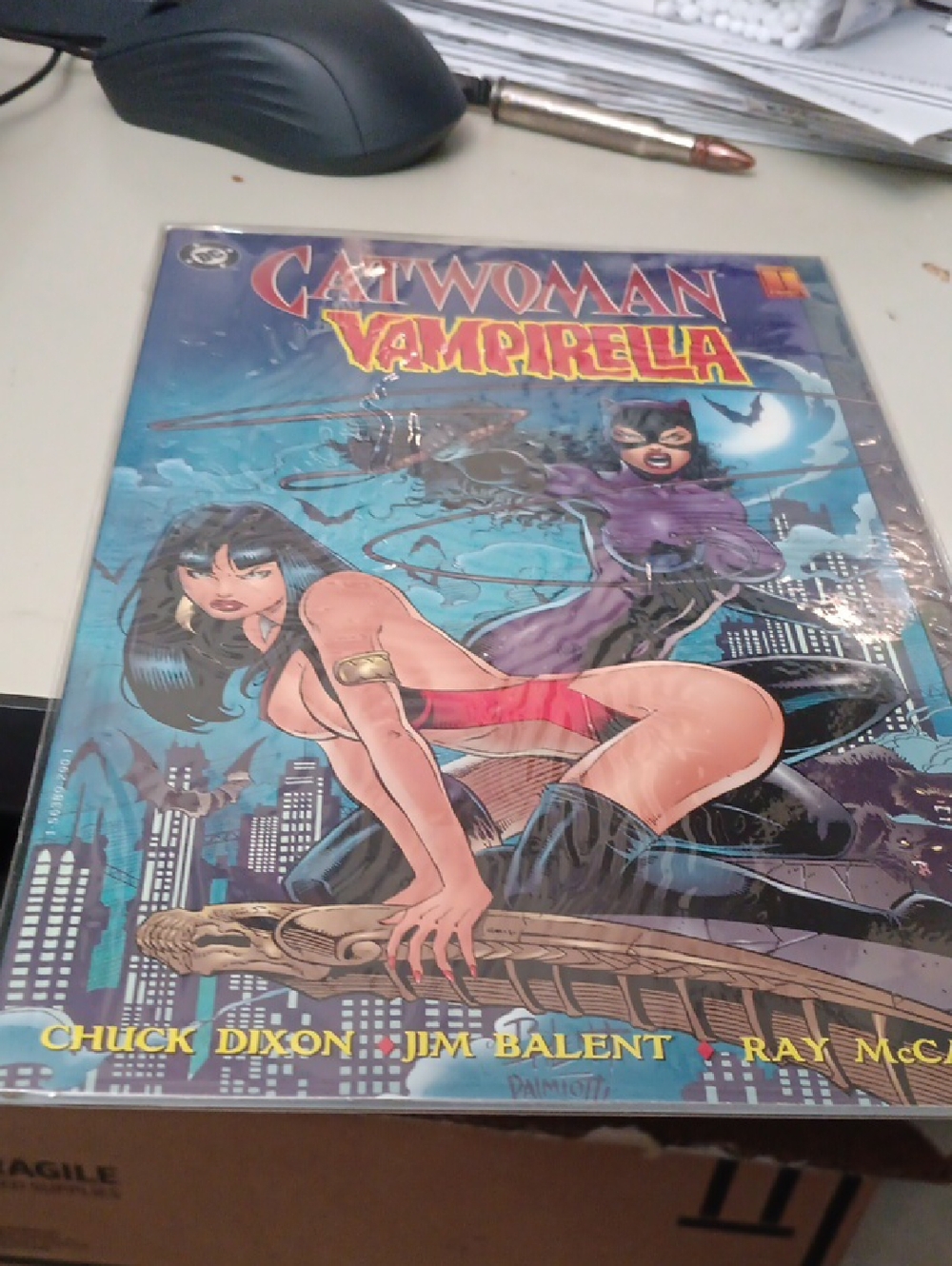 Catwoman Vampirella Graphic Comic Book - Blue/Red Cover